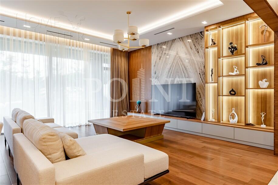 2-этажный коттедж 1 100 м² с отделкой