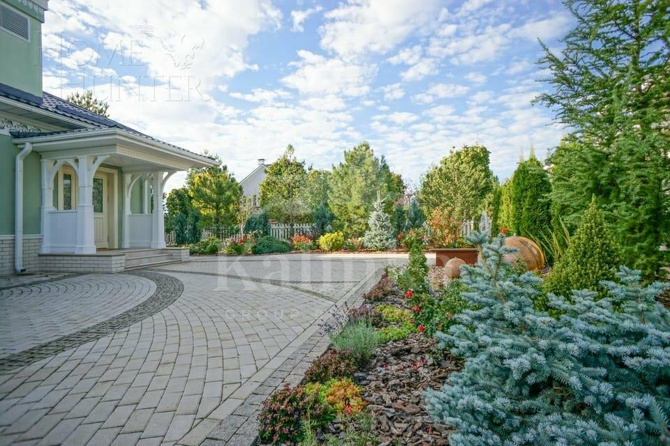 2-этажный коттедж 680 м² с отделкой