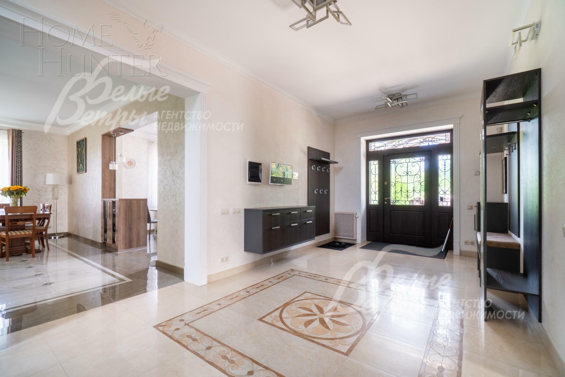 2-этажный коттедж 700 м² с отделкой