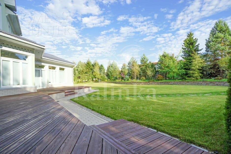 2-этажный коттедж 680 м² с отделкой