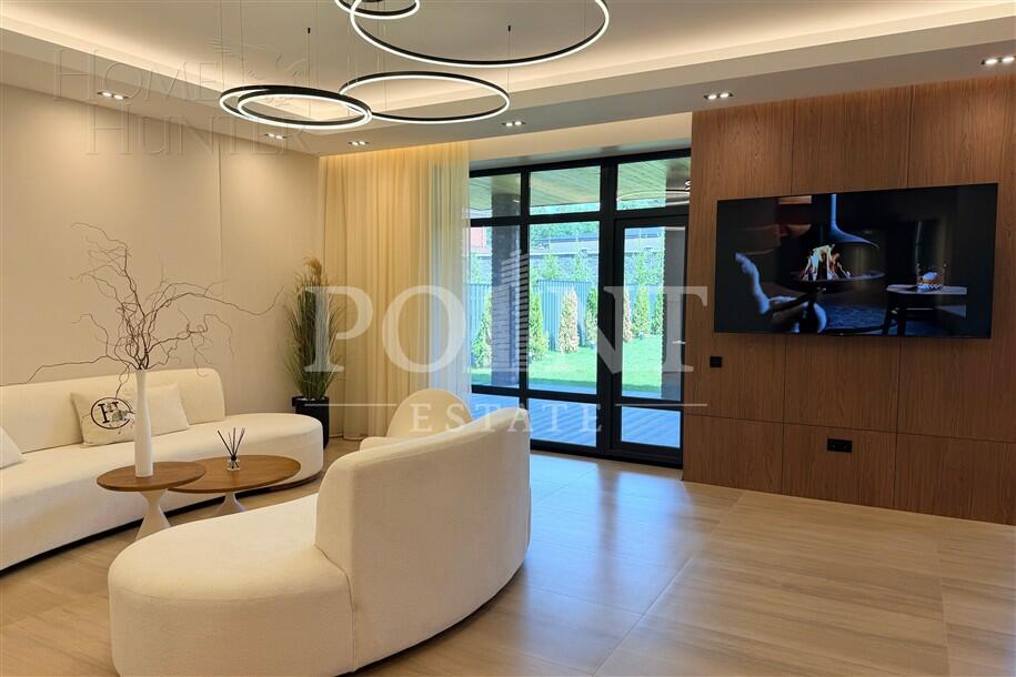 2-этажный коттедж 340 м² с отделкой