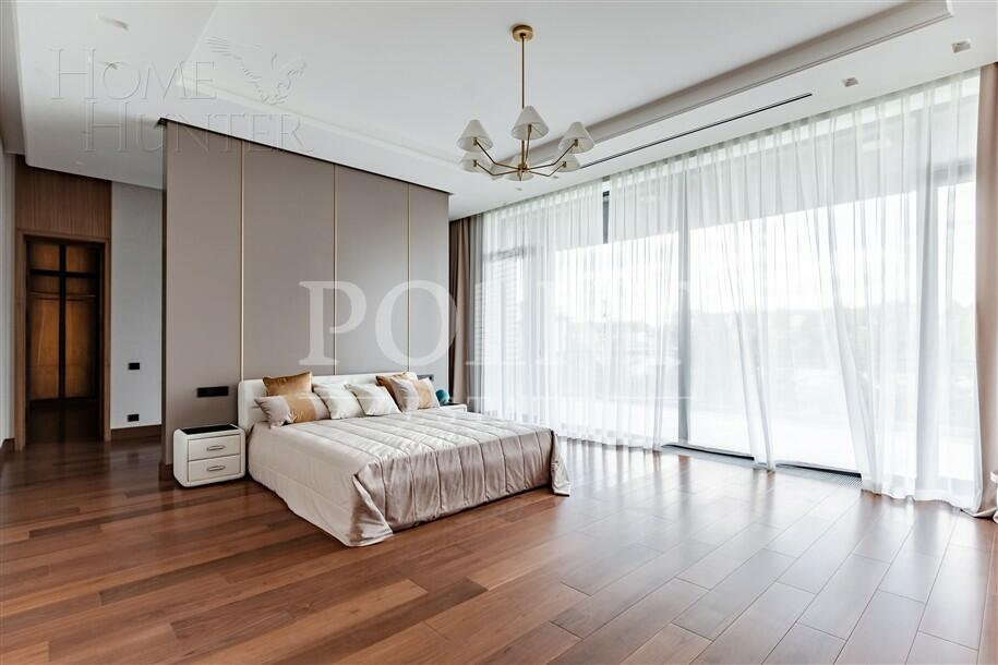 2-этажный коттедж 1 100 м² с отделкой