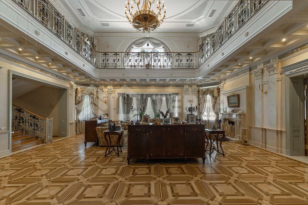 КОТТЕДЖ 1 800 м² с отделкой