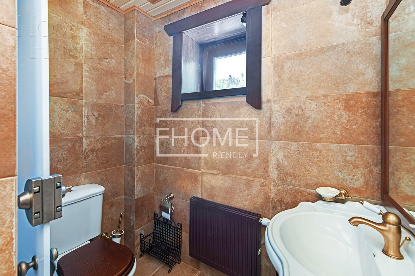 2-этажный коттедж 350 м² с отделкой