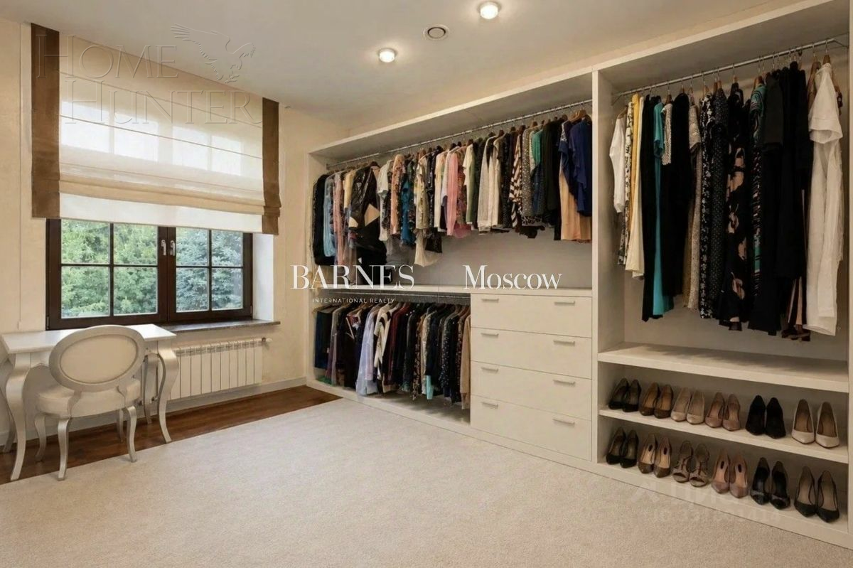 2-этажный коттедж 690 м² с отделкой