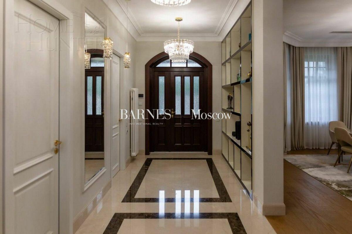 2-этажный коттедж 497.8 м² с отделкой