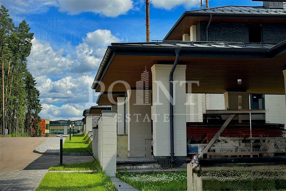 2-этажный коттедж 460 м² без отделки