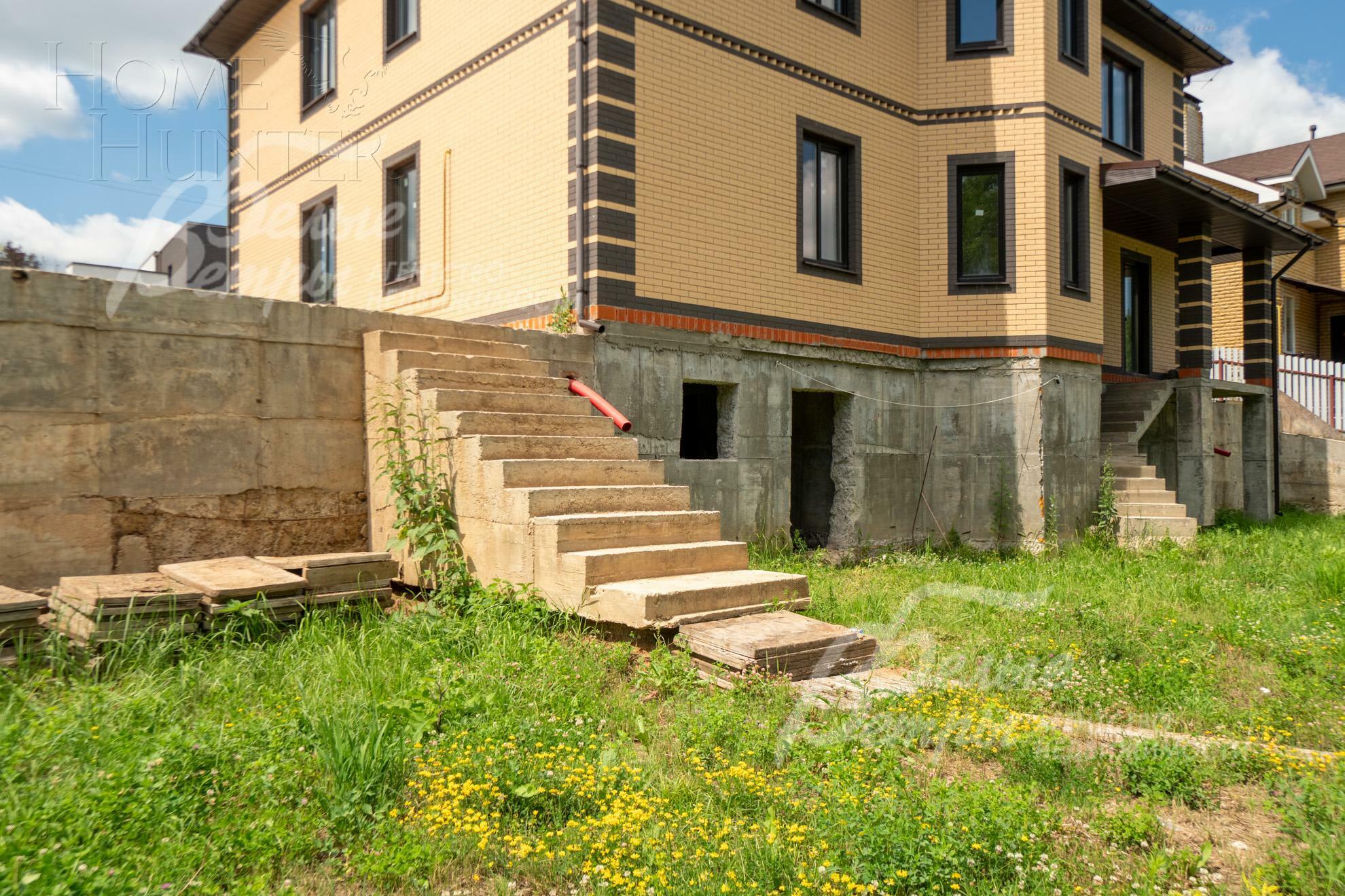 2-этажный коттедж 315.4 м² без отделки