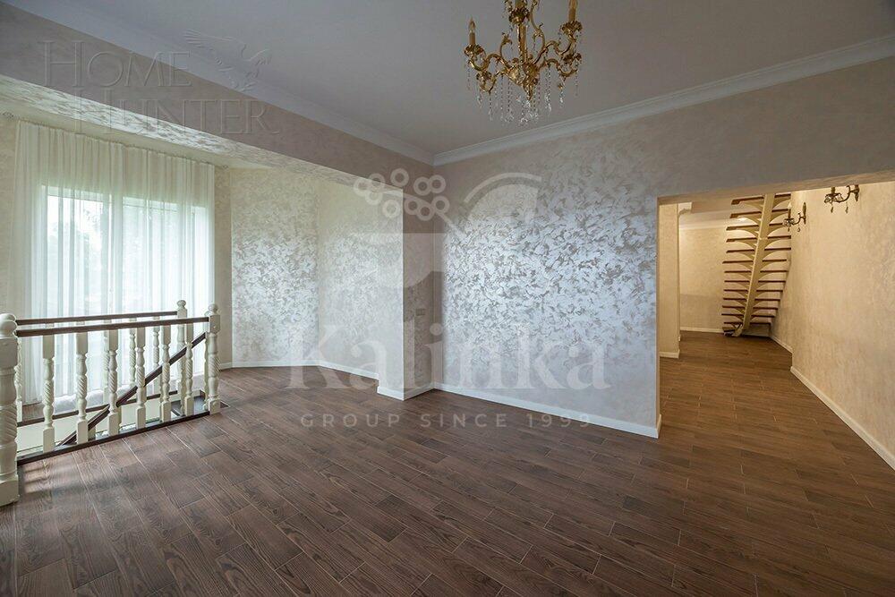 2-этажный коттедж 314 м² с отделкой