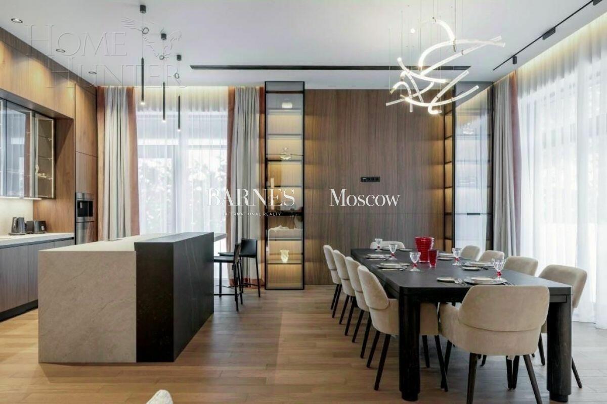 2-этажный коттедж 876 м² с отделкой