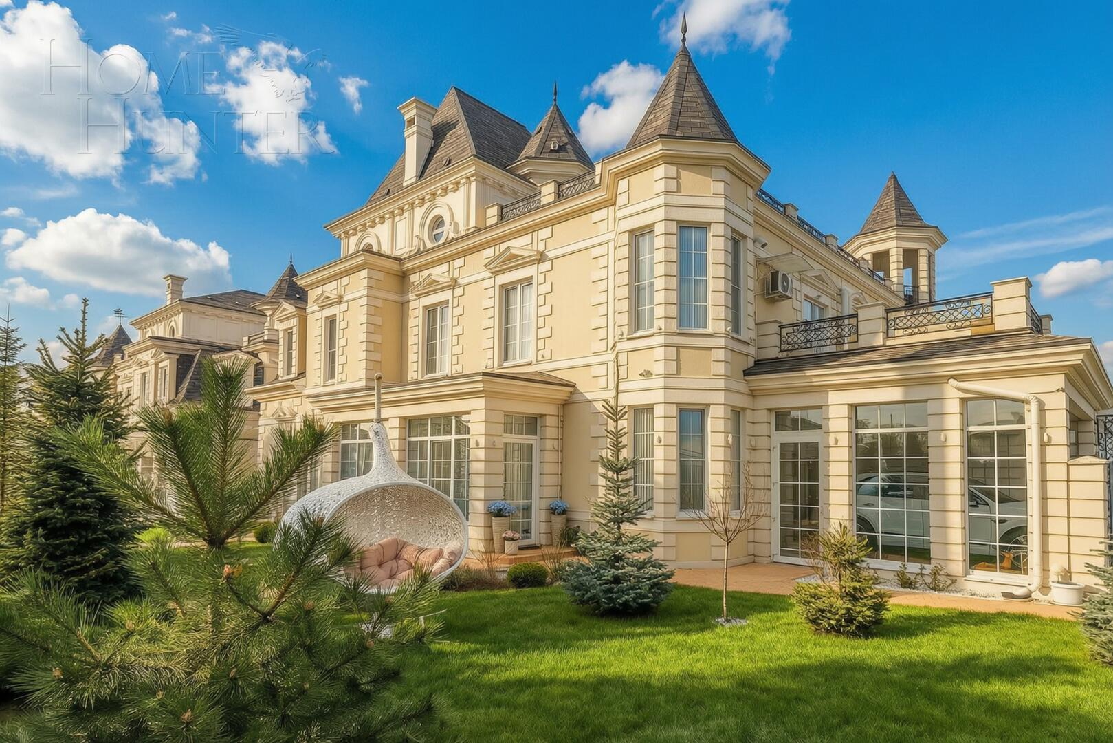 3-этажный коттедж 325 м² с отделкой