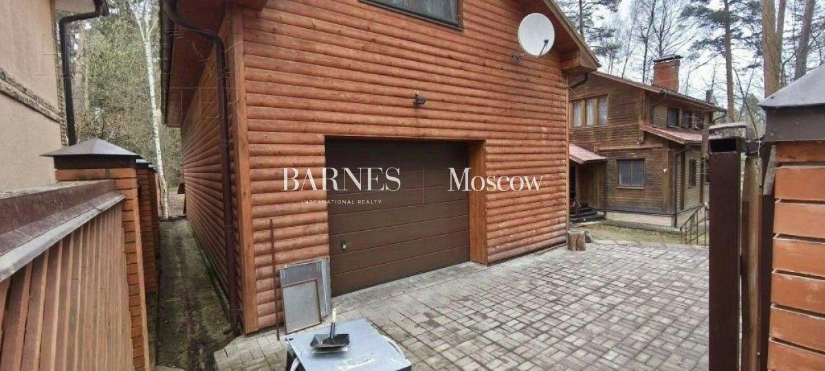 2-этажный коттедж 370 м² с отделкой