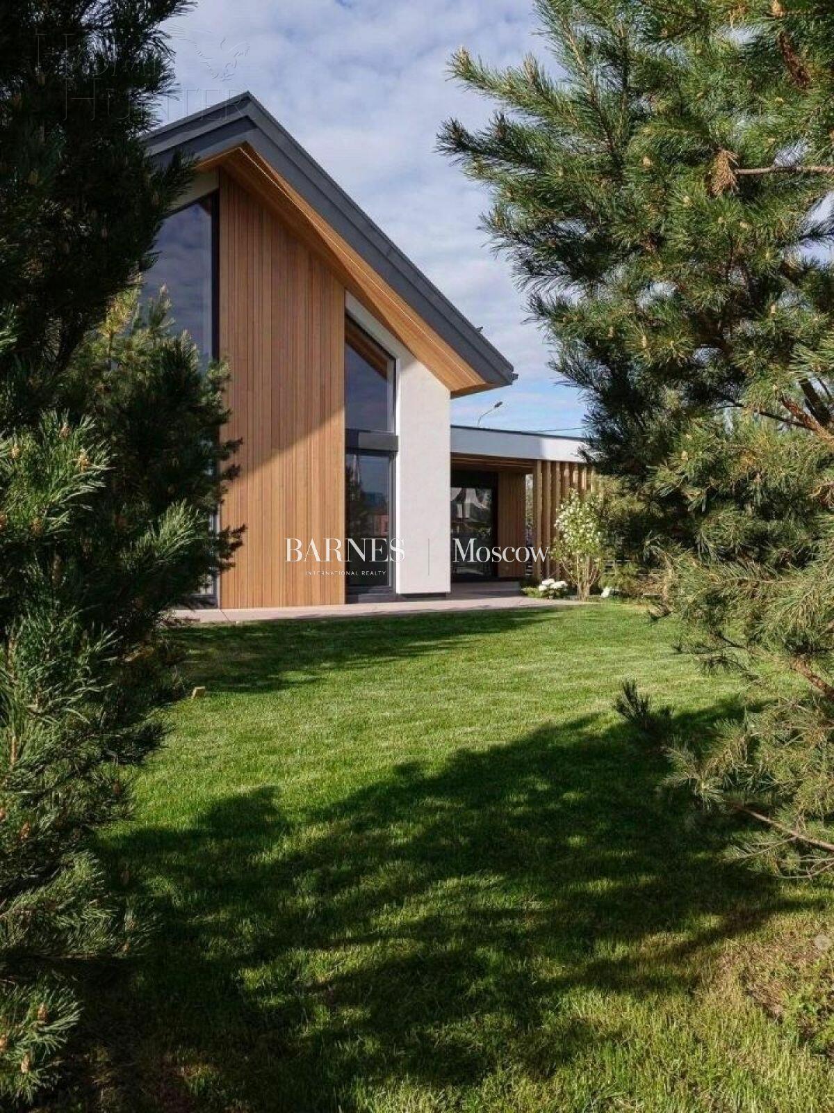 2-этажный коттедж 290 м² с отделкой