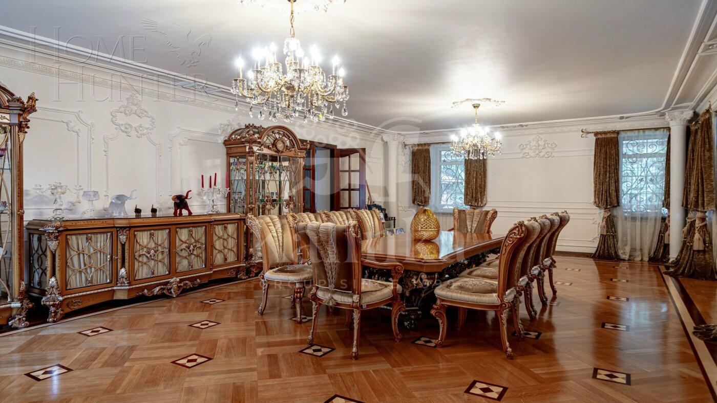 2-этажный коттедж 750 м² с отделкой