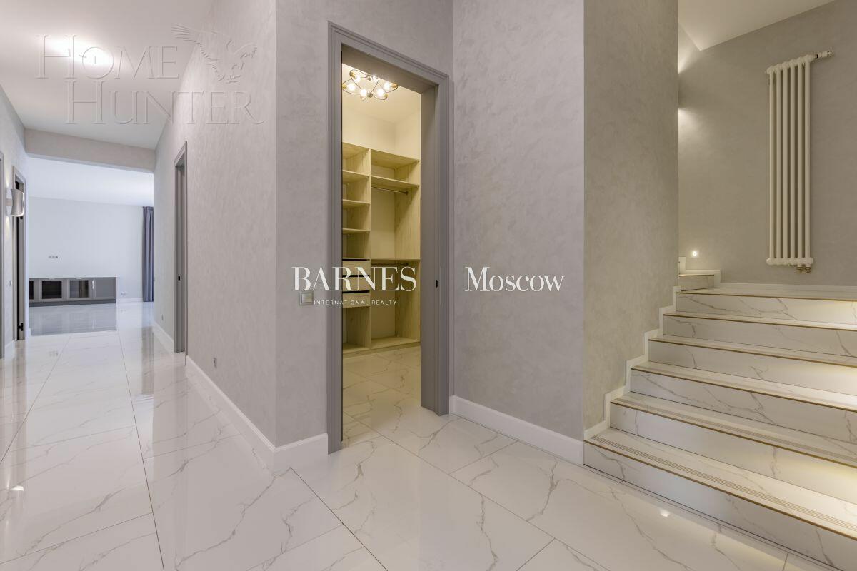 2-этажный коттедж 406 м² с отделкой