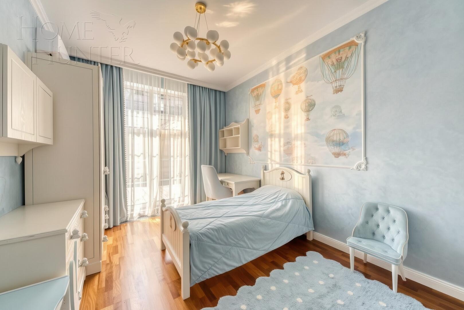 3-этажный коттедж 325 м² с отделкой