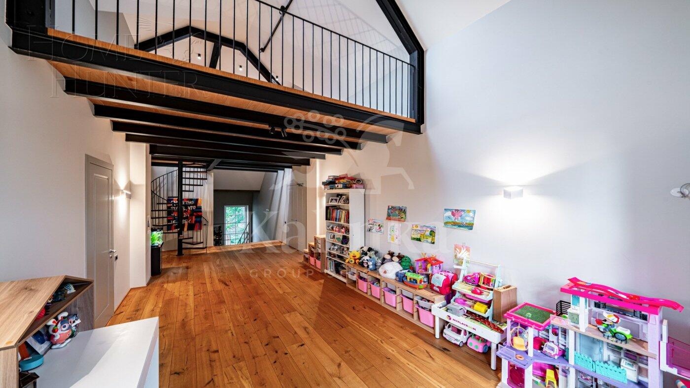 2-этажный коттедж 450 м² с отделкой
