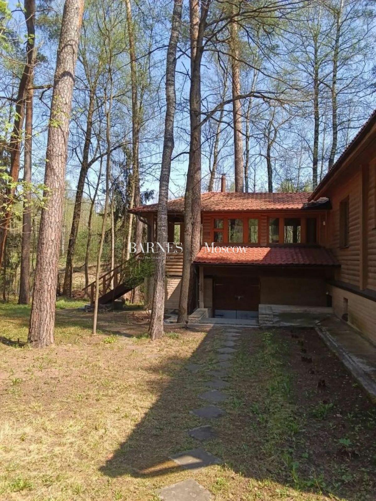 2-этажный коттедж 370 м² с отделкой