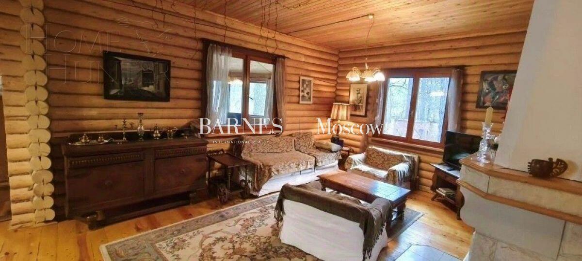 2-этажный коттедж 370 м² с отделкой