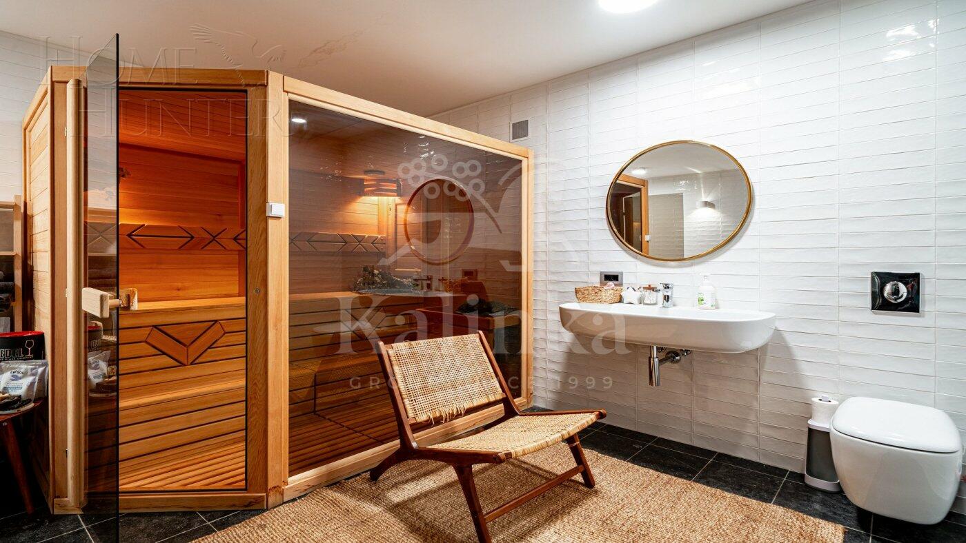 2-этажный коттедж 450 м² с отделкой