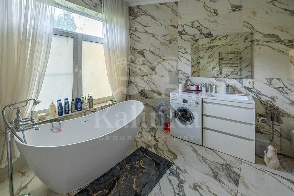 2-этажный коттедж 314 м² с отделкой