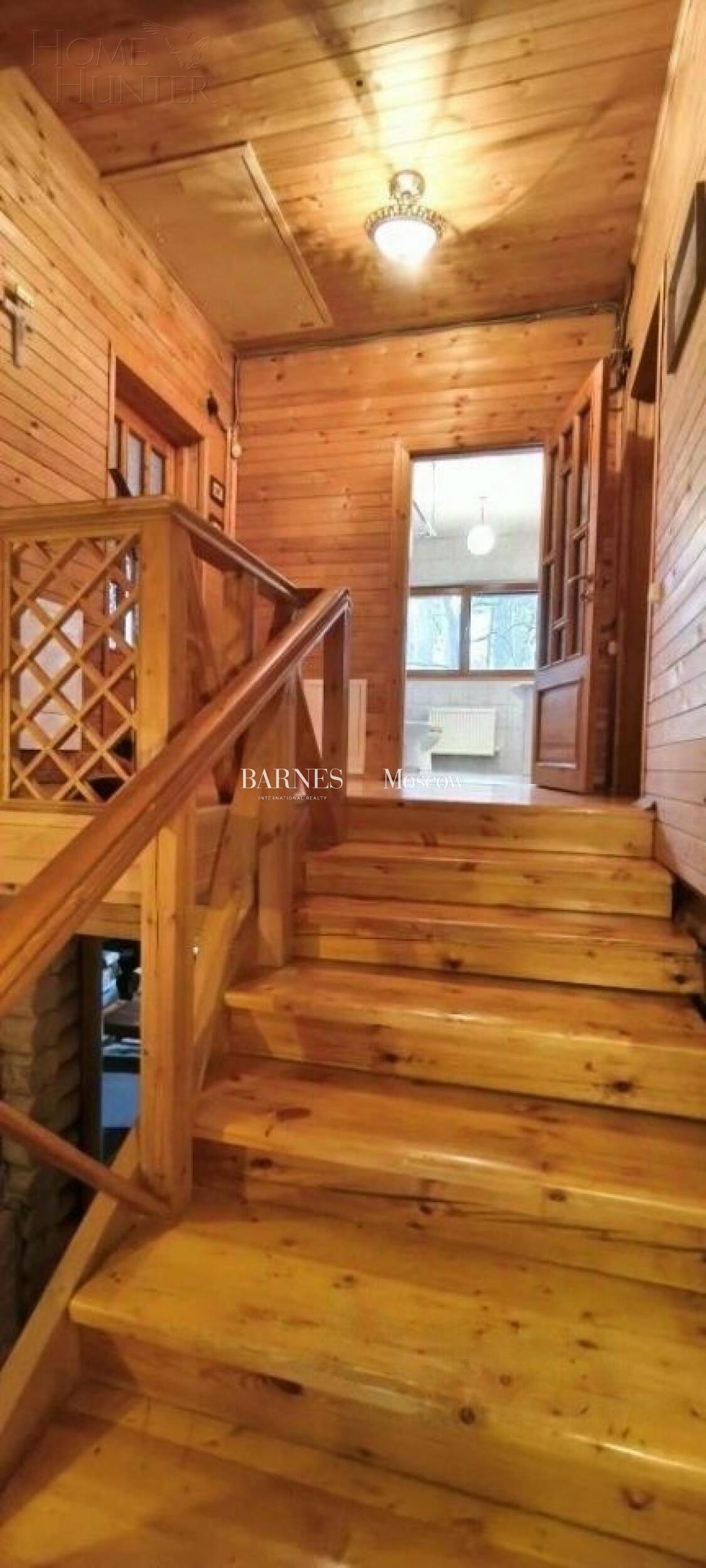 2-этажный коттедж 370 м² с отделкой