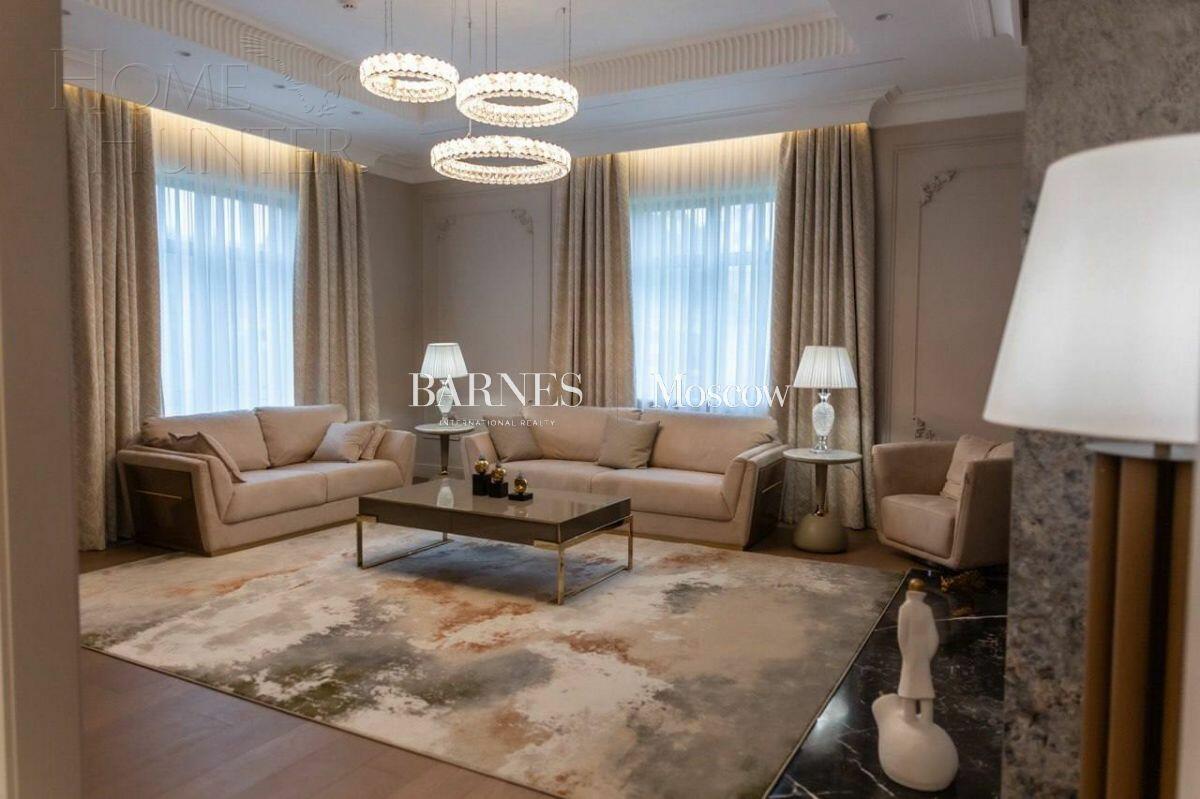 2-этажный коттедж 543 м² с отделкой