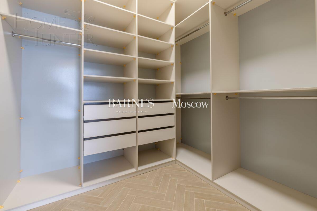 2-этажный коттедж 406 м² с отделкой