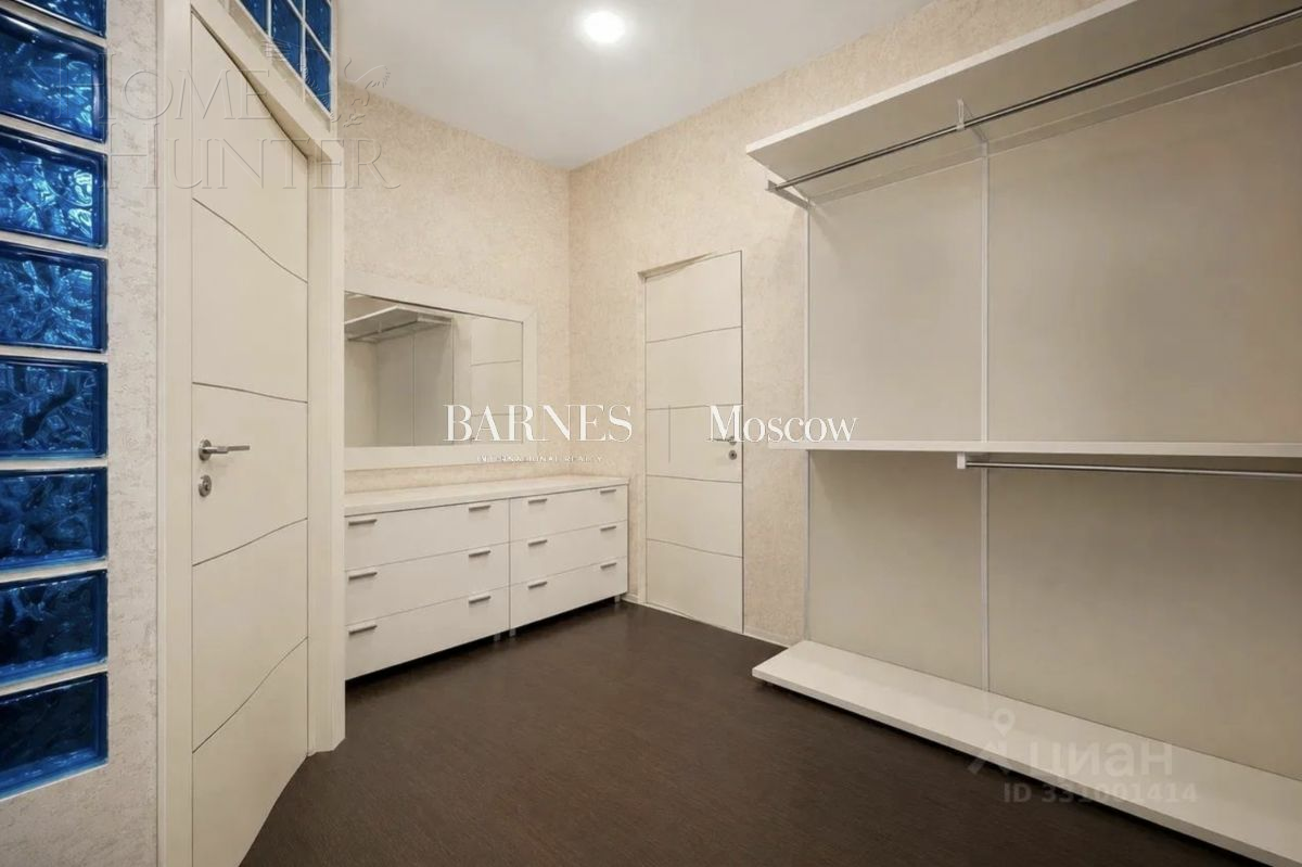 2-этажный коттедж 690 м² с отделкой