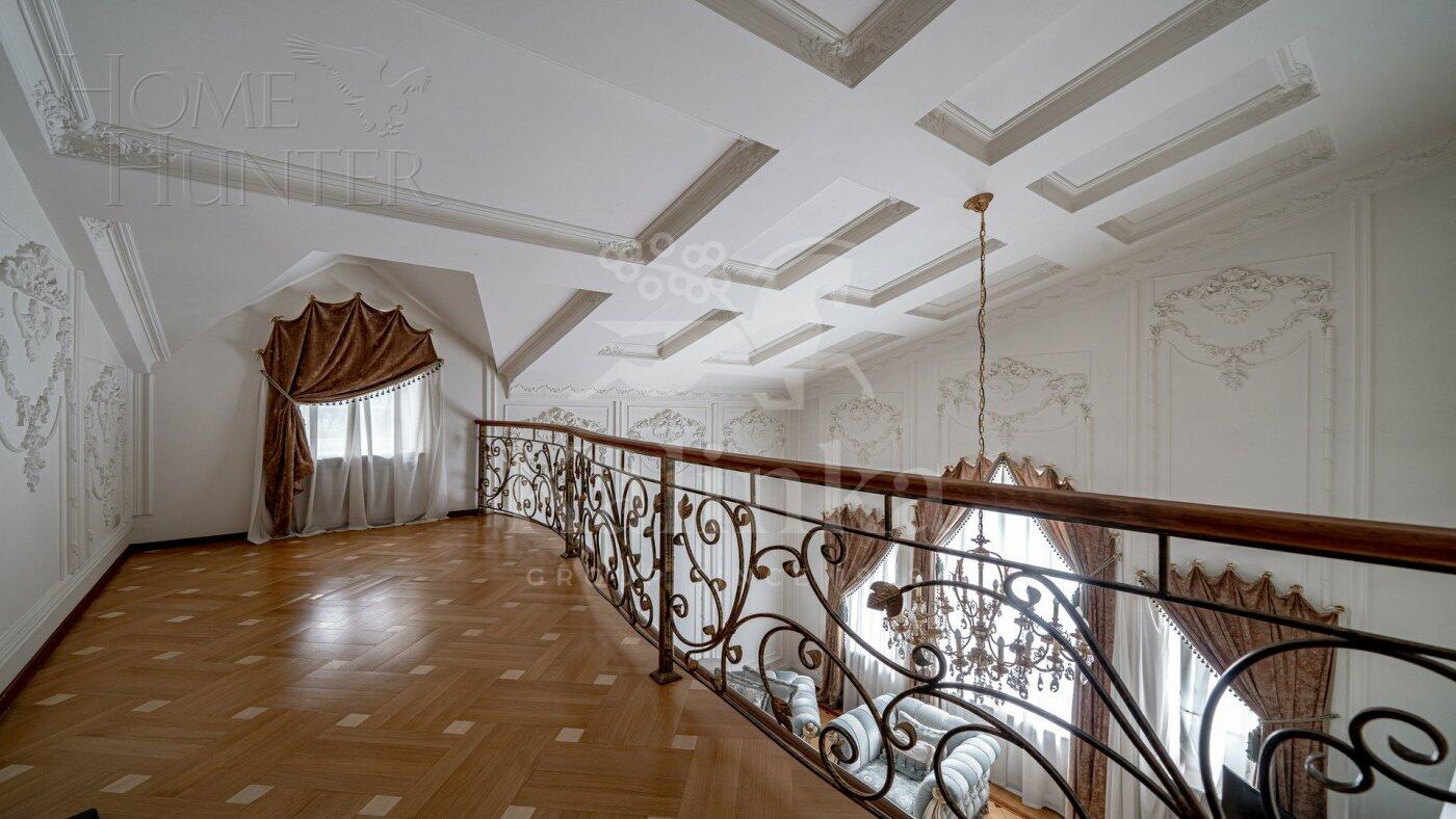 2-этажный коттедж 750 м² с отделкой