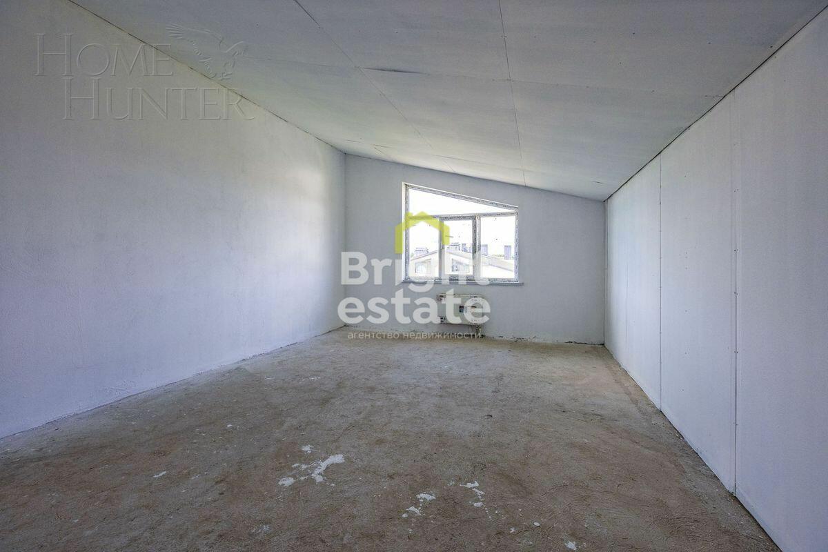 3-этажный таунхаус 345 м² без отделки