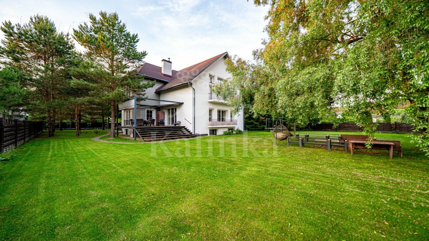 2-этажный коттедж 450 м² с отделкой