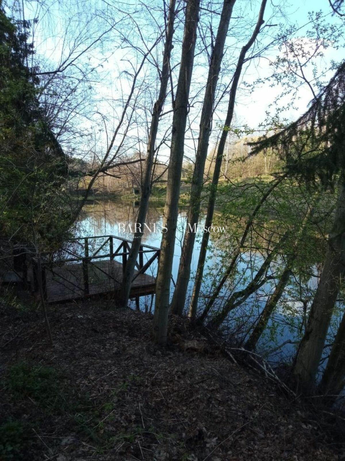 2-этажный коттедж 370 м² с отделкой