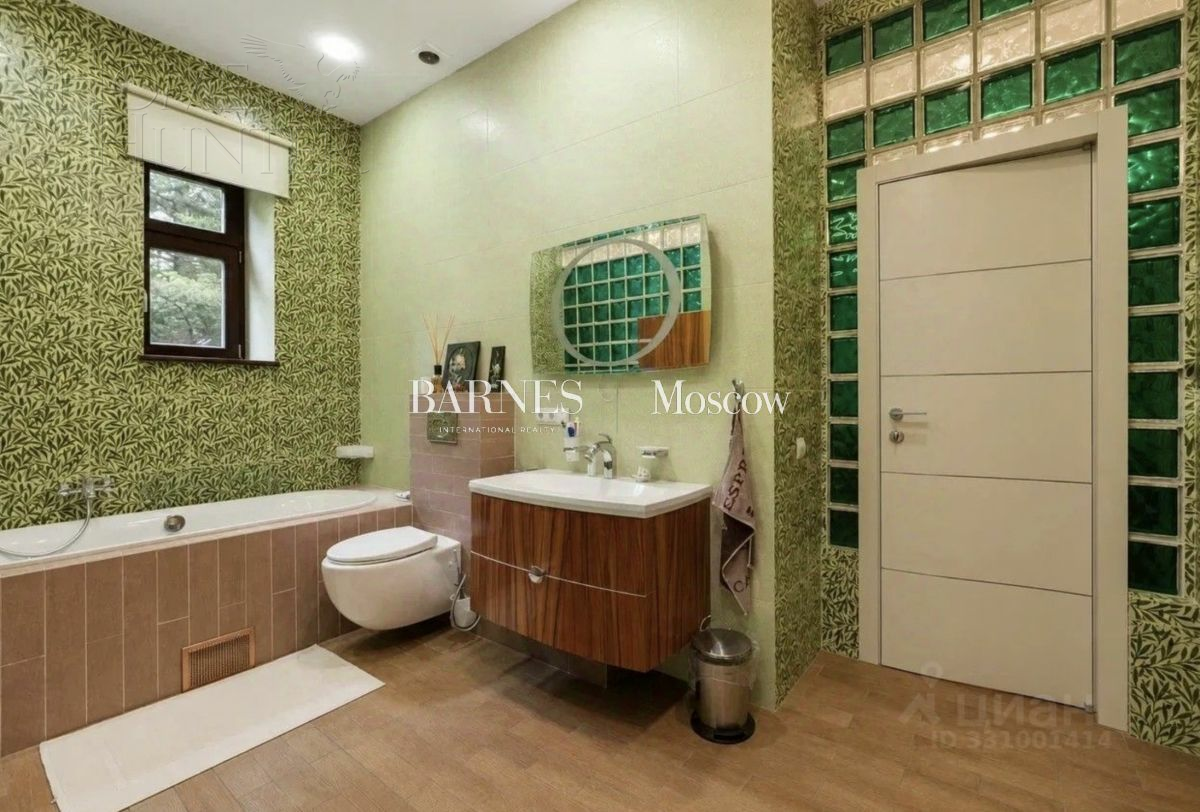 2-этажный коттедж 690 м² с отделкой