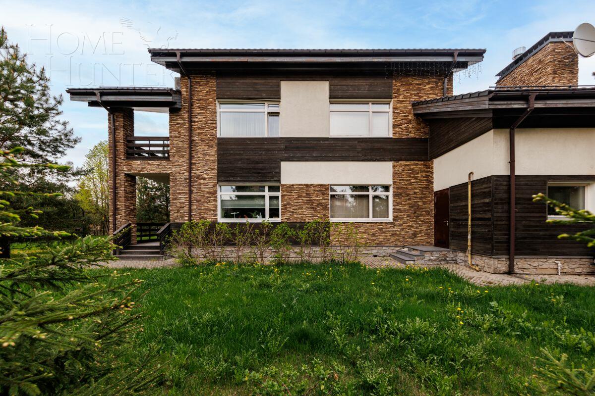 2-этажный коттедж 700 м² с отделкой