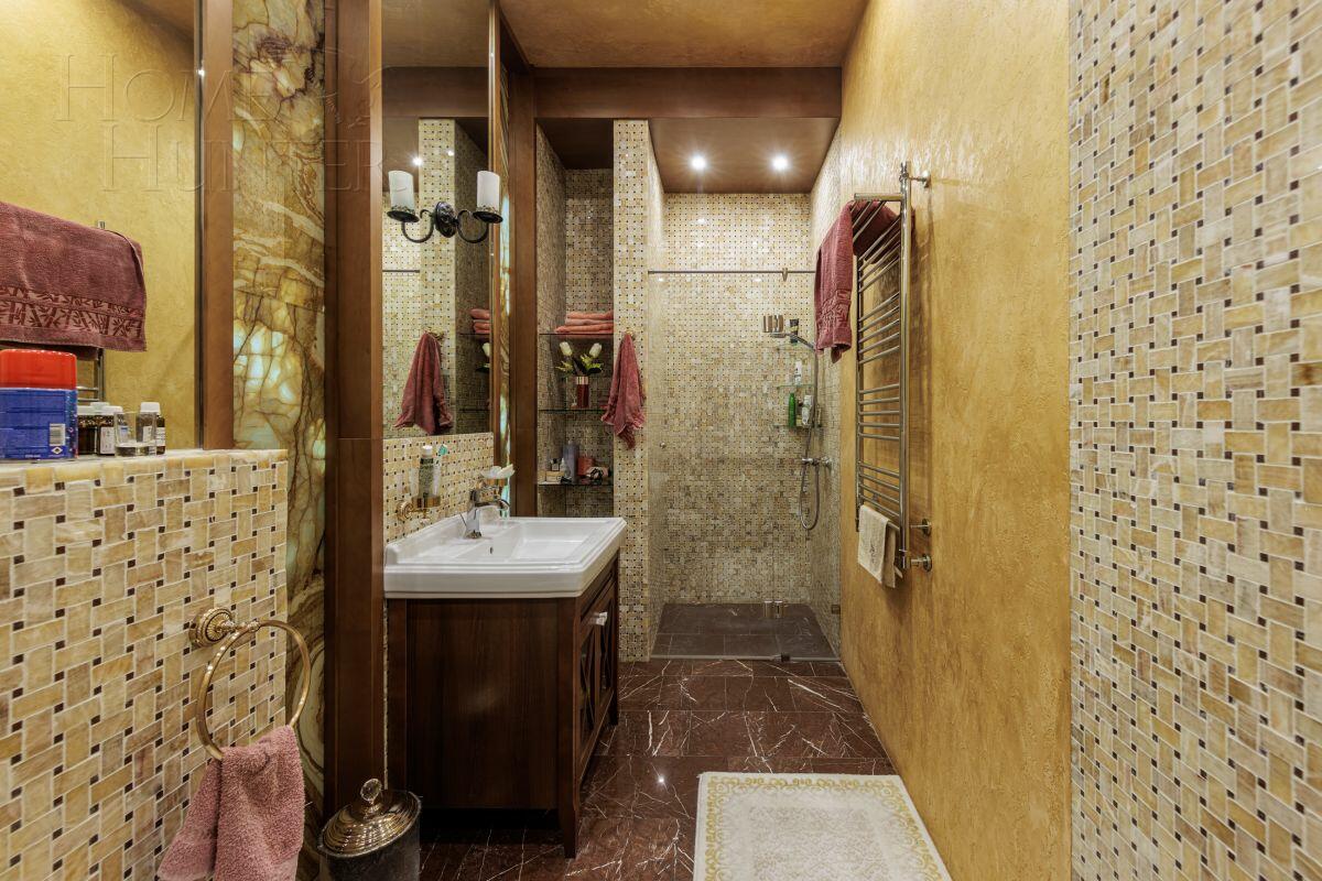2-этажный коттедж 700 м² с отделкой