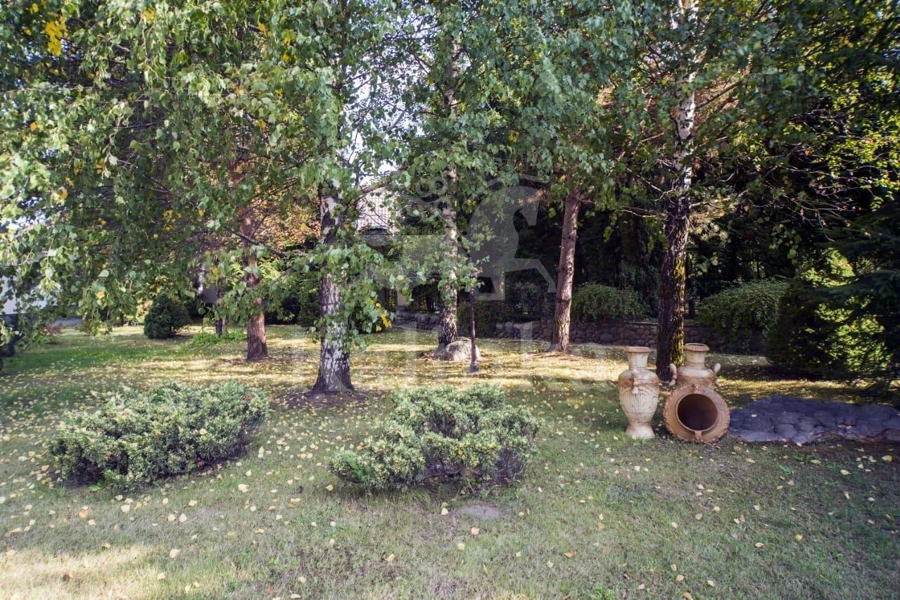 2-этажный коттедж 1 400 м² с отделкой
