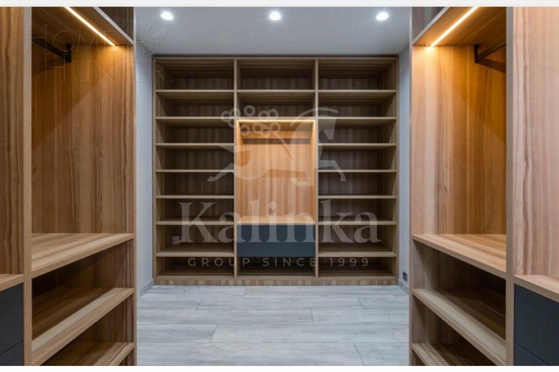 3-этажный коттедж 590 м² с отделкой