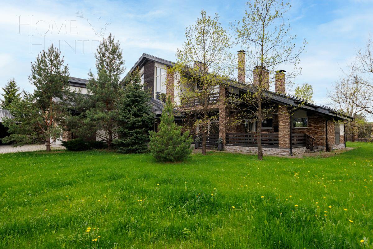2-этажный коттедж 700 м² с отделкой
