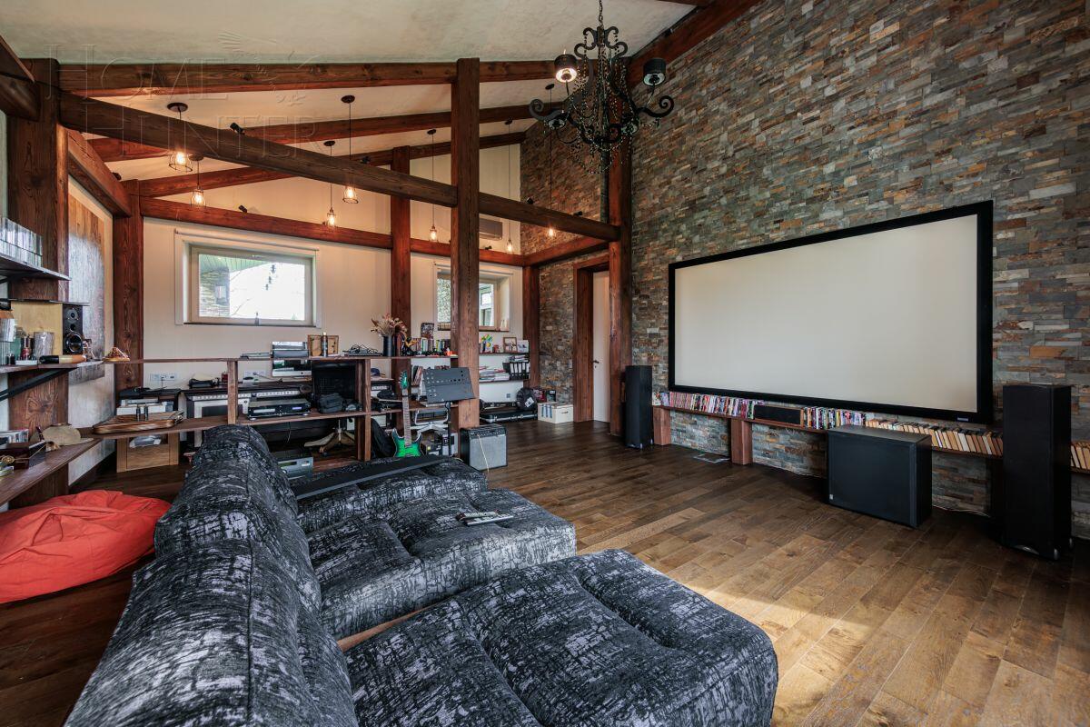 2-этажный коттедж 700 м² с отделкой