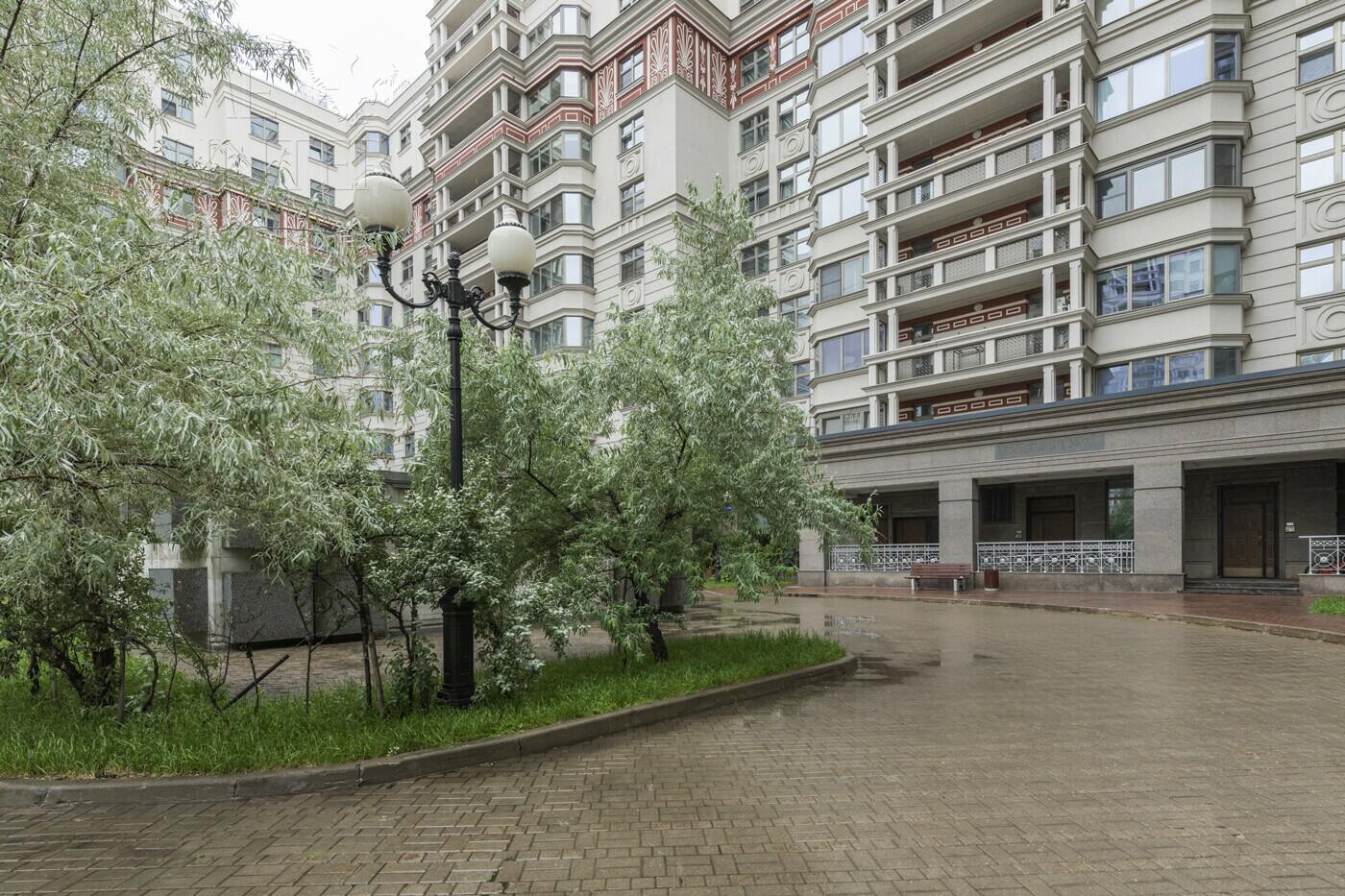 4-КОМН. КВАРТИРА С ОТДЕЛКОЙ 93 М² НА 2 ЭТАЖЕ