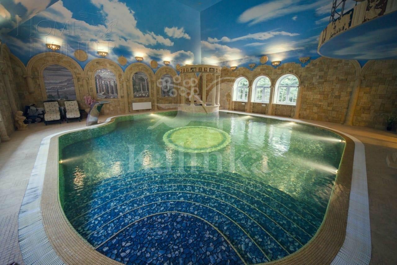 2-этажный коттедж 1 400 м² с отделкой