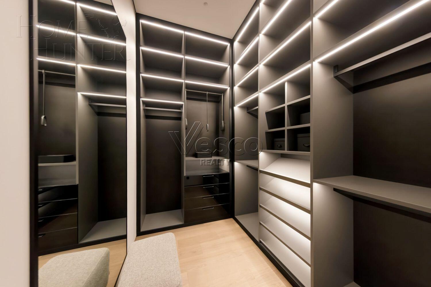 2-этажный коттедж 1 731 м² с отделкой