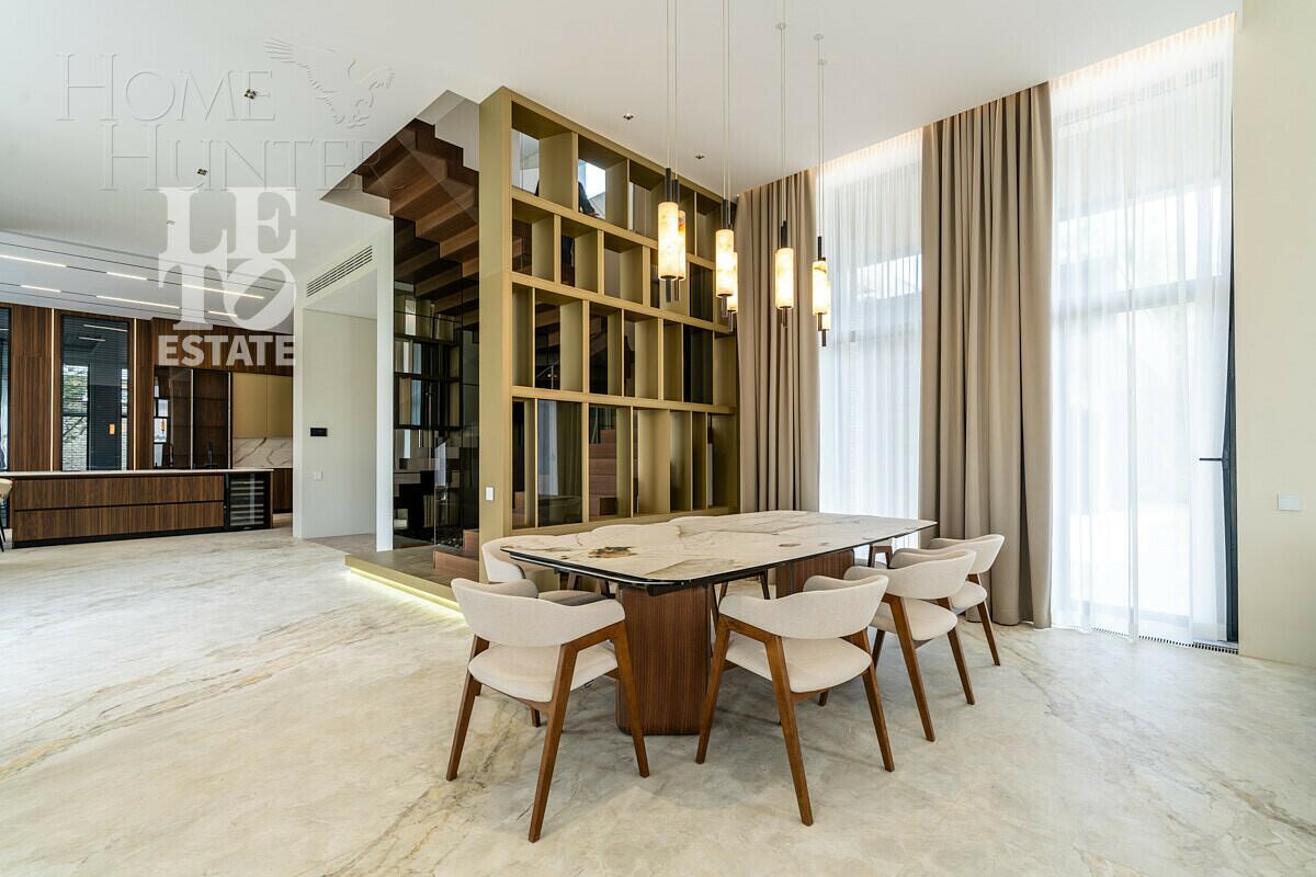 2-этажный коттедж 850 м² с отделкой