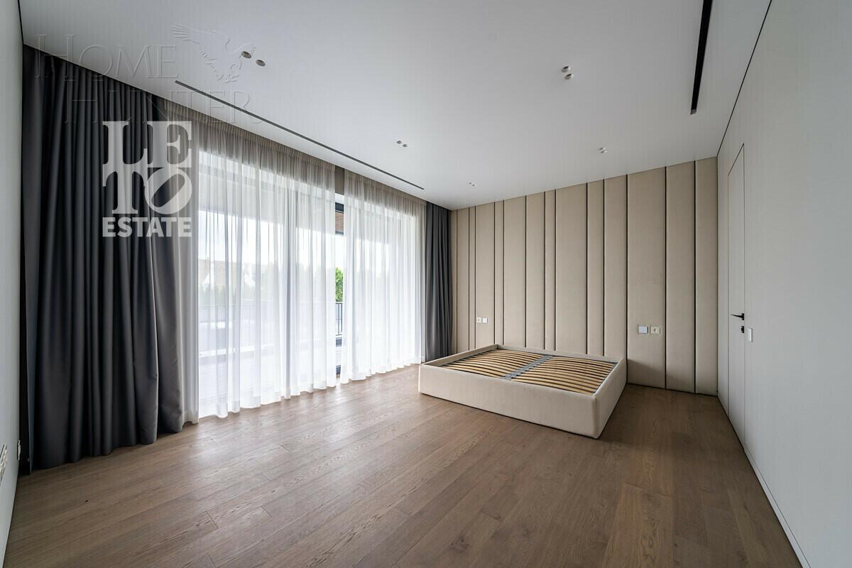 2-этажный коттедж 850 м² с отделкой