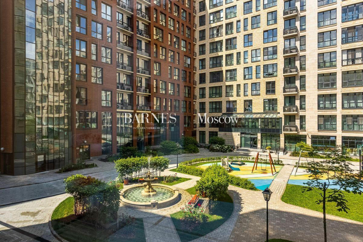 3-КОМН. КВАРТИРА С ОТДЕЛКОЙ 160 М² НА 2 ЭТАЖЕ