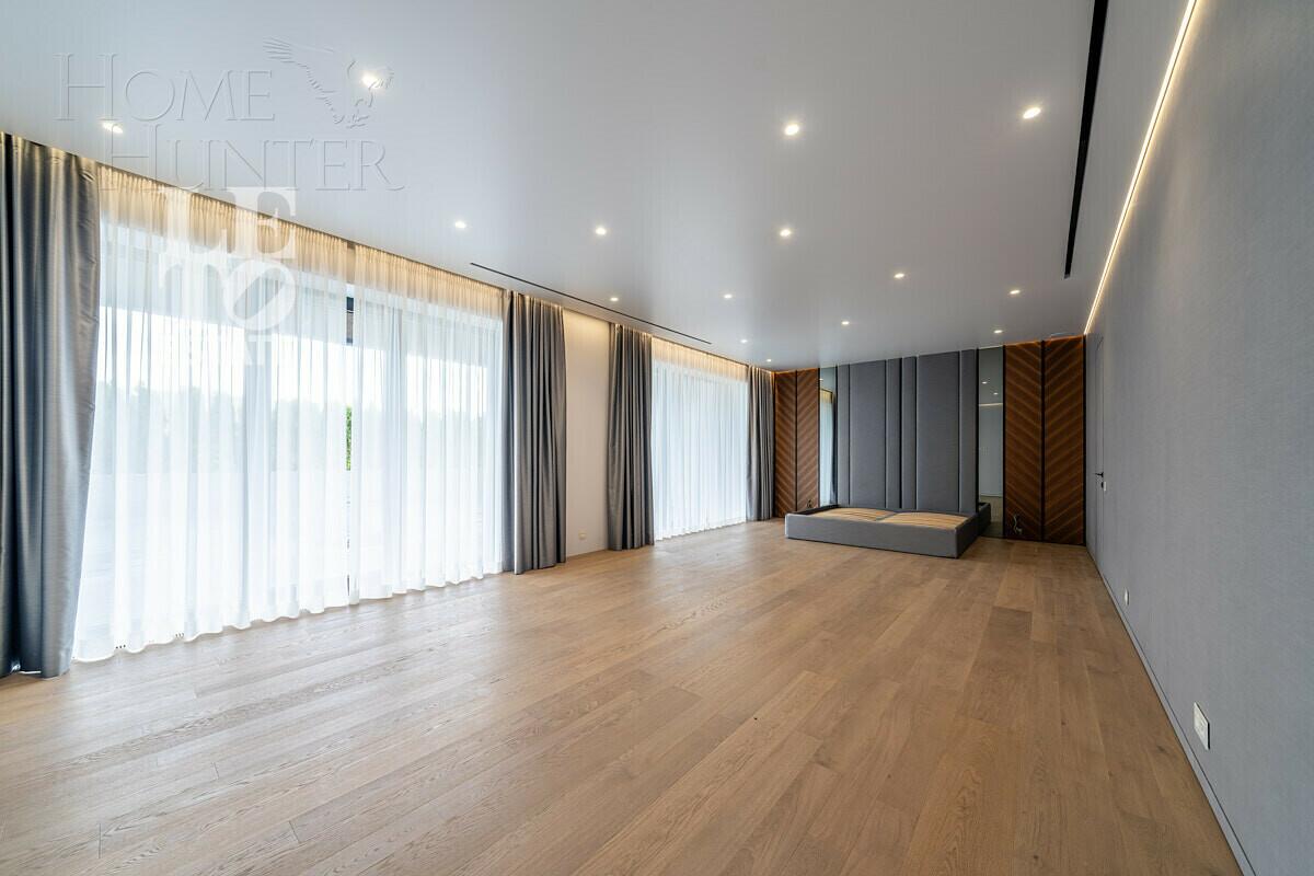 2-этажный коттедж 850 м² с отделкой