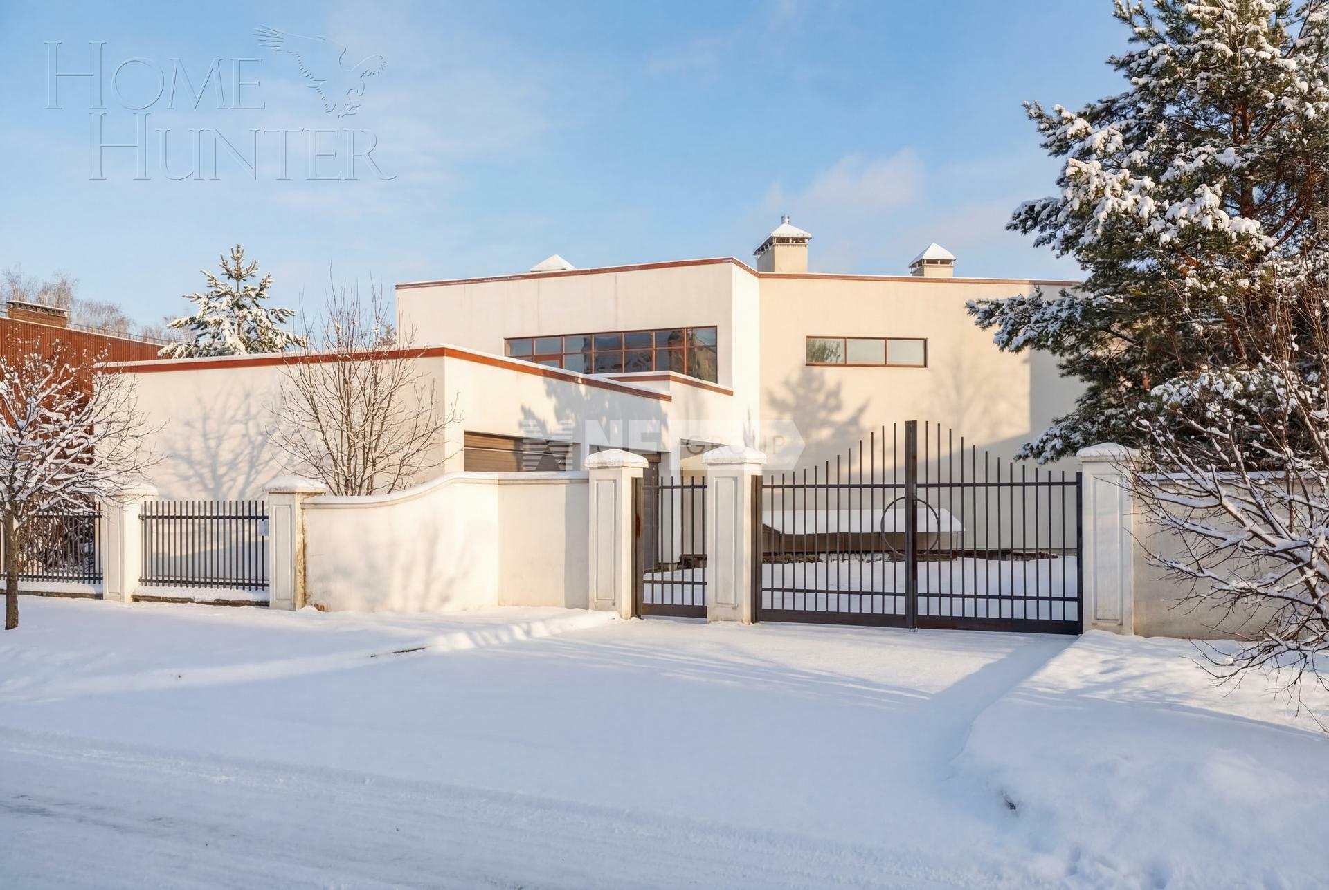2-этажный коттедж 1 328.2 м² без отделки