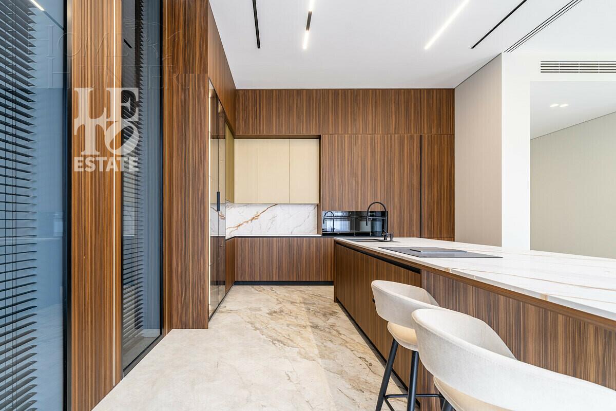 2-этажный коттедж 850 м² с отделкой