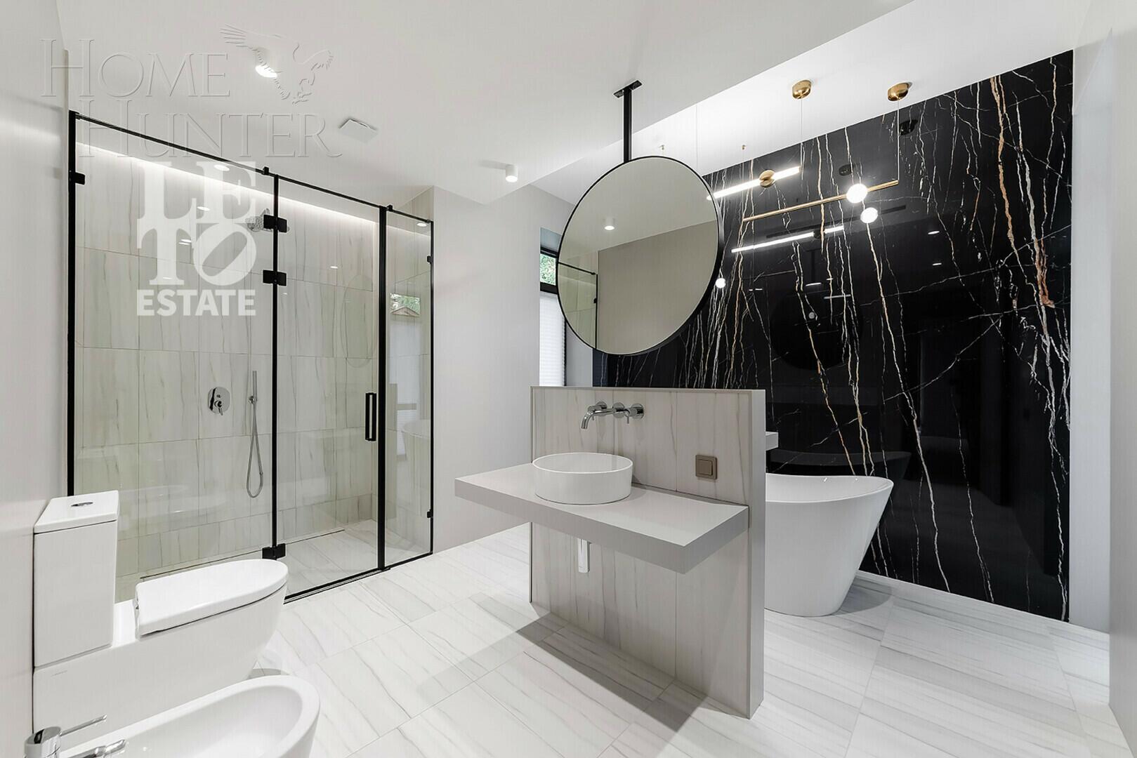 2-этажный коттедж 320 м² с отделкой